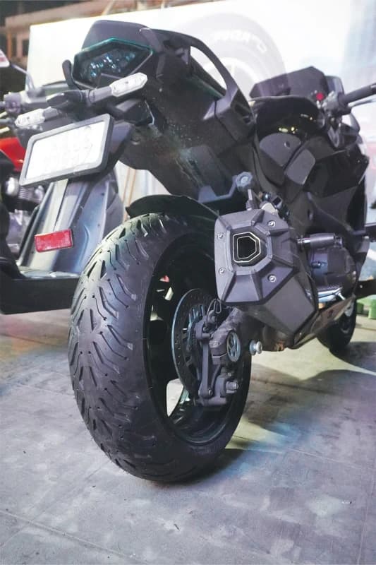 Michelin Road 6 GT fitment 2