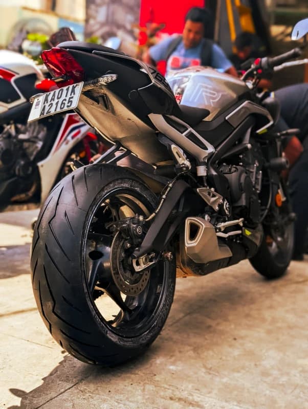 Pirelli Diablo Rosso III fitment 4